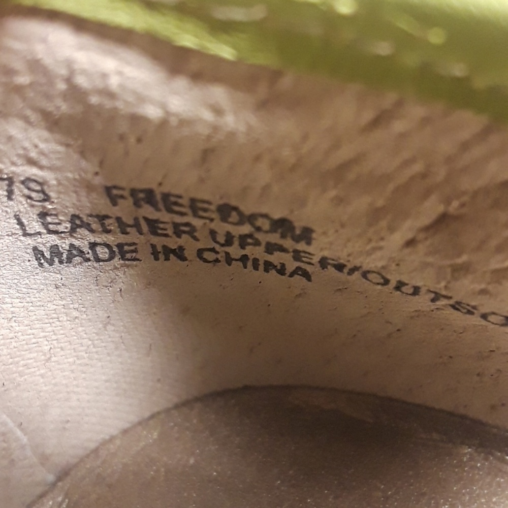 Size 7 S. Array Fredom Square Toe Leather Loafers. - image 6